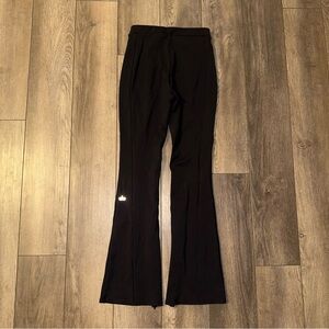 Alo Airbrush High-Waist Kick-Back Legging